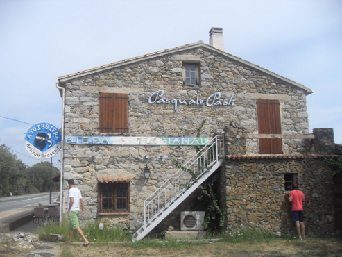 CO Spartak Hluk - Korsika 2011 - Pasquale Paoli - mistní pivovar (Korsika)