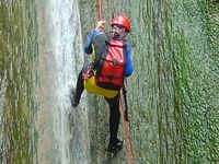 CO Spartak Hluk - O canyoningu - Canyoning jako sportovní disciplína se začal objevovat na přelomu 70. a 80. let.